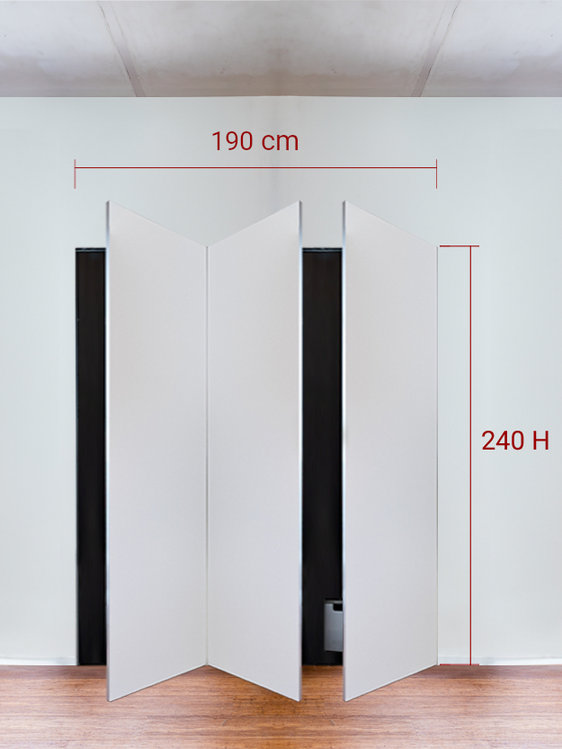 Armadio filomuro a 3 ante simmetriche cm 190x240