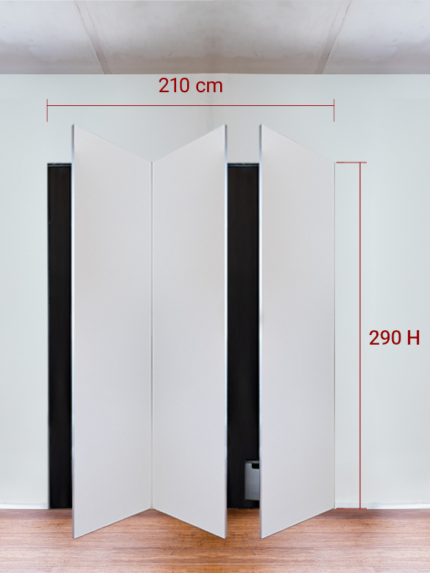 Armadio filomuro a 3 ante simmetriche cm 210x290